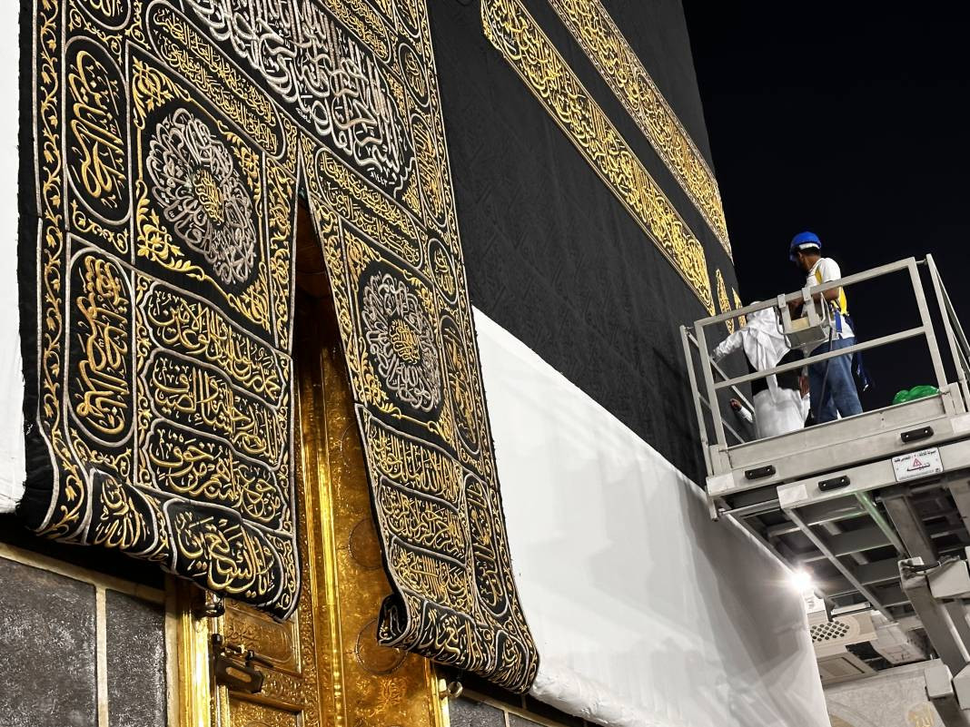 Kabe'nin örtüsü temizlendi - Resim: 9